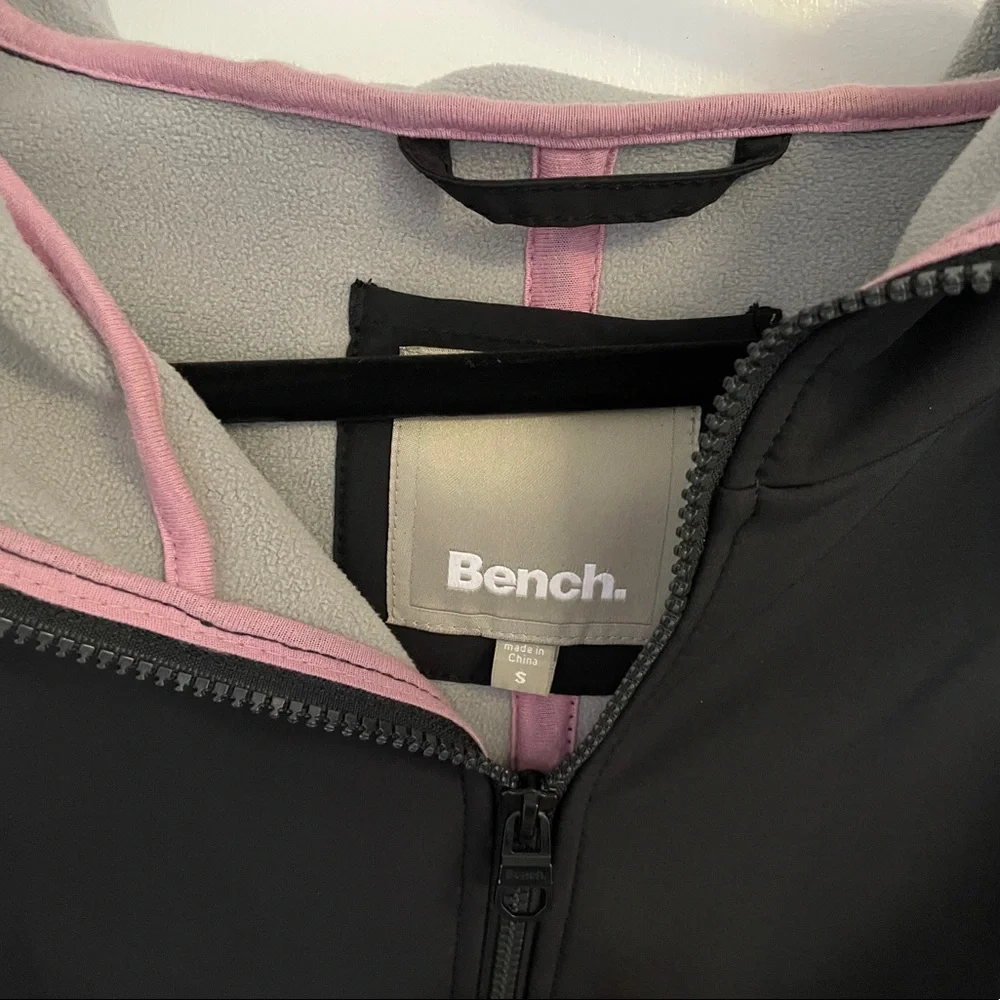 Bench Soft Shell Jacket - Picture 4 of 7
